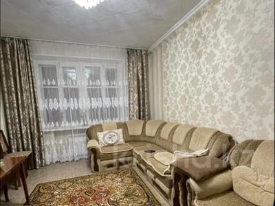 3-комнатная квартира, 73.7 м², 1/3 этаж, Шакарима 157/1 за 17.5 млн 〒 в Усть-Каменогорске
