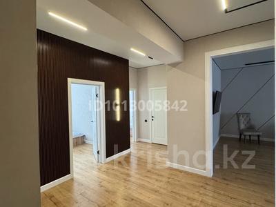 4-бөлмелі пәтер · 118 м² · 2/5 қабат, мкр. Алтын орда 46, бағасы: 50 млн ₸ в Актобе