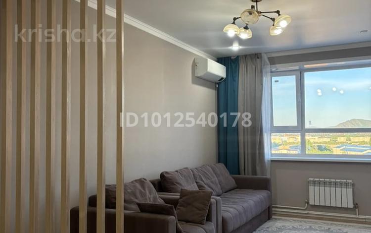 2-бөлмелі пәтер · 55 м² · 10/10 қабат, Илияса Есенберлина 14 — ЦМиР, бағасы: 300 000 ₸ в Усть-Каменогорске — фото 2