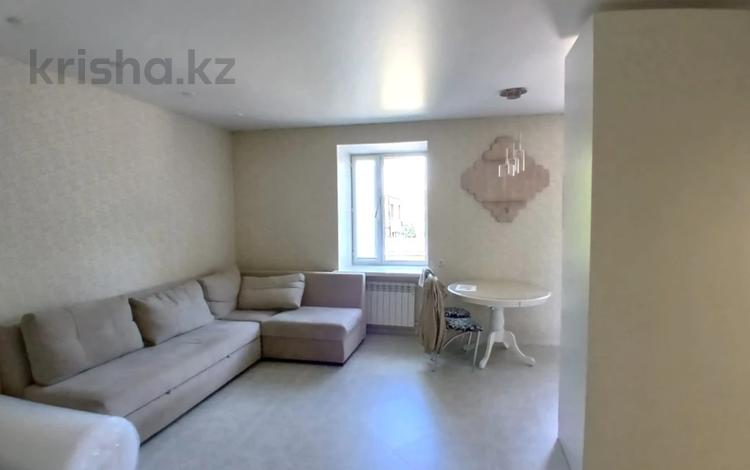 4-бөлмелі пәтер · 90 м² · 2/2 қабат, Жаңа қала ш/а., Ермекова 17, бағасы: 46 млн ₸ в Караганде, Казыбек би р-н — фото 2
