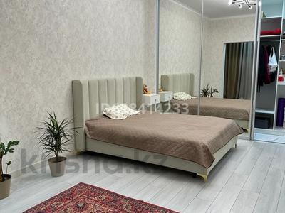Пәтерлер в Актюбинской обл.: 2-бөлмелі пәтер · 50 м² · 1/4 қабат · ай сайын, Санкибай батыра — Напротив Салтанат сарайы, Toyota center, бағасы: 220 000 〒 2-бөлмелі пәтер · 50 м² · 1/4 қабат · ай сайын, Санкибай батыра — Напротив Салтанат сарайы, Toyota center, бағасы: 220 000 〒 в Актобе