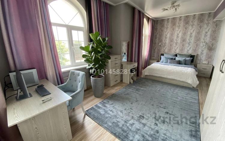 3-комнатная квартира · 70 м² · 3/3 этаж, Наурызбай батыра 94 за 64 млн ₸ в Алматы, Алмалинский р-н — фото 6