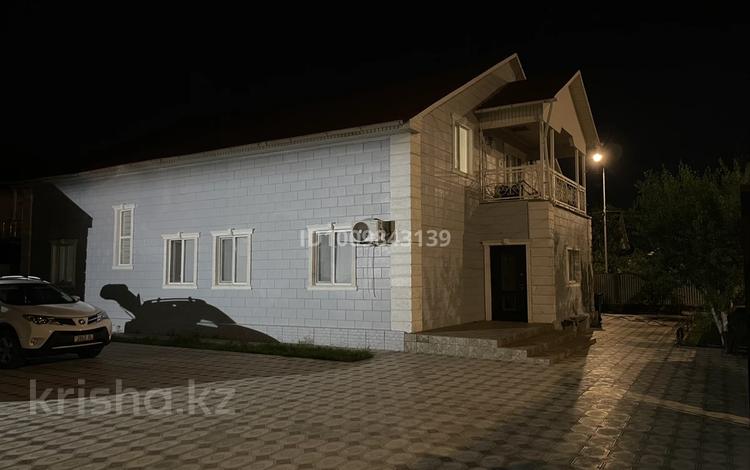 Үйдің бір бөлігі · 7 бөлме · 450 м² · 10 сот., мкр Самал, Азидолла Е 3 — Самал сити, бағасы: 95 млн ₸ в Атырау — фото 2