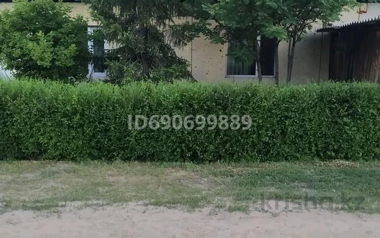 Отдельный дом · 3 комнаты · 53.5 м² · 10 сот., Контрольный 28 — Поселок Контрольный за 10 млн ₸ в Семее — фото 14