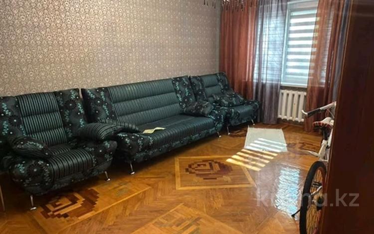 3-комнатная квартира · 71 м² · 1/9 этаж, мкр Аксай-2 за 45 млн ₸ в Алматы, Ауэзовский р-н — фото 2