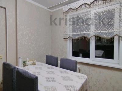 3-комнатная квартира · 70 м² · 5/5 этаж, Утепова 23 за 27.5 млн 〒 в Усть-Каменогорске