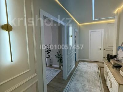 2-комнатная квартира · 72 м² · 9/9 этаж, Абулхайыр хана 74-5 за 44.9 млн ₸ в Атырау