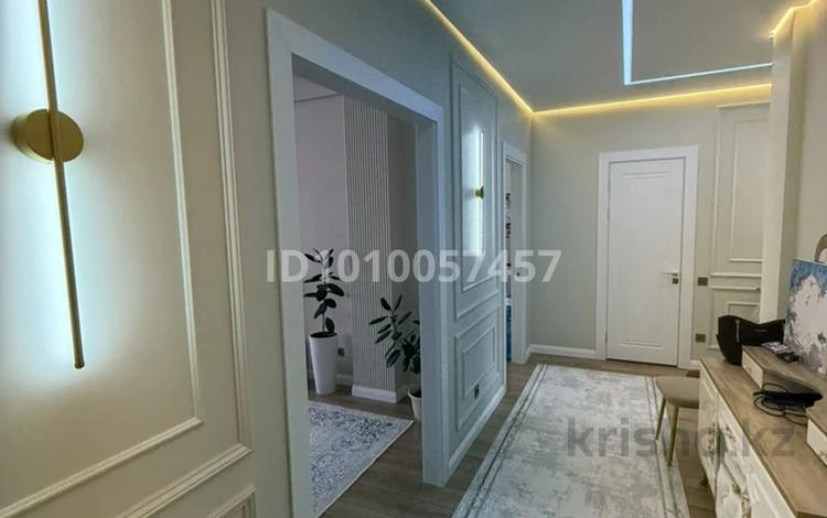 2-комнатная квартира · 72 м² · 9/9 этаж, Абулхайыр хана 74-5 за 44.9 млн ₸ в Атырау — фото 2