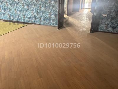 Жеке үй · 5 бөлме · 336 м² · 3.3 жүзд., Келешек — Келешек, бағасы: 65 млн ₸ в Актобе