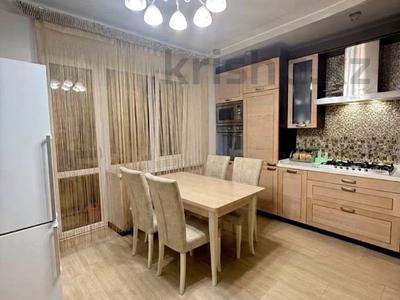 4-комнатная квартира · 135.6 м² · 4/6 этаж, мкр. Алтын орда, Алии Молдагуловой за 54 млн ₸ в Актобе