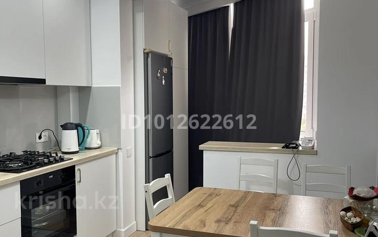 3-комнатная квартира · 70 м² · 6/10 этаж, мкр Каргалы, Кенесары хана 54 за 56 млн ₸ в Алматы, Наурызбайский р-н — фото 2