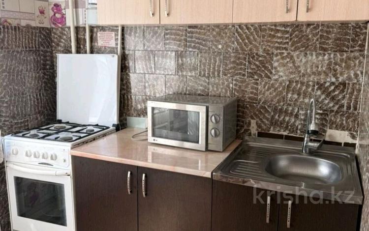 1-бөлмелі пәтер · 35 м² · 3/5 қабат, Абая 35, бағасы: 140 000 ₸ в Петропавловске — фото 2
