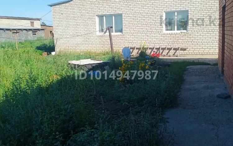 Жеке үй · 4 бөлме · 100 м² · 10 жүзд., Питомная 22, бағасы: 12 млн ₸ в Семее — фото 2