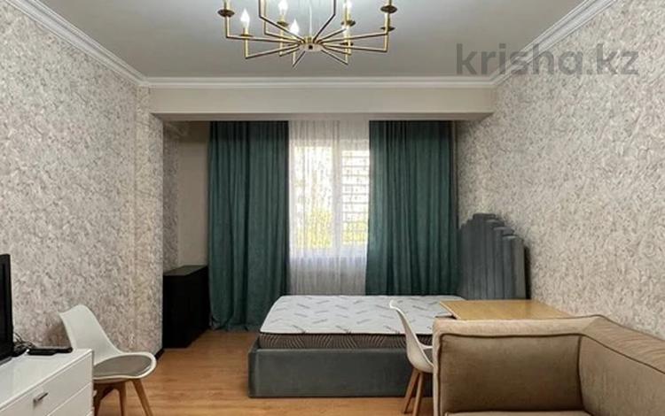 1-комнатная квартира · 46.6 м² · 5/10 этаж, мкр Жетысу-2 85 за 39 млн 〒 в Алматы, Ауэзовский р-н — фото 3
