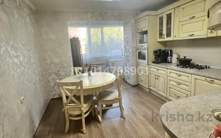 3-бөлмелі пәтер · 114 м² · 1/5 қабат, Кизатова 3д, бағасы: 52 млн ₸ в Петропавловске — фото 2