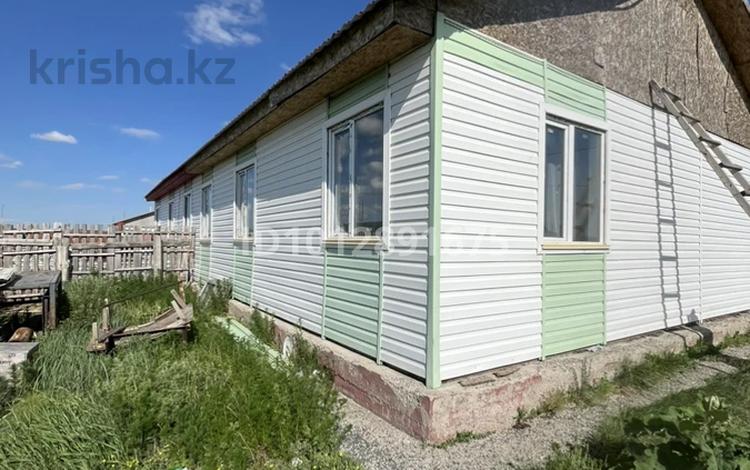 Часть дома · 3 комнаты · 86.5 м² · 10 сот., Оразак — Альжанова за 8 млн ₸ в Акмолинской обл. — фото 2