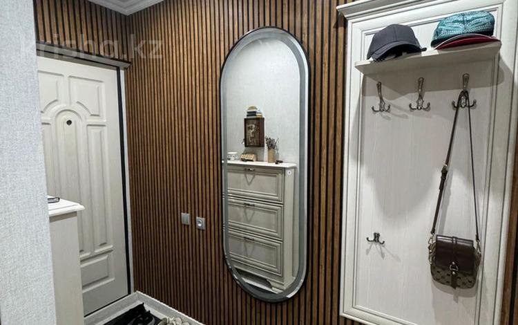 3-бөлмелі пәтер · 59 м² · 2/5 қабат, Айнабұлақ-3 ш/а. 114, бағасы: 45 млн ₸ в Алматы, Жетысуский р-н — фото 2