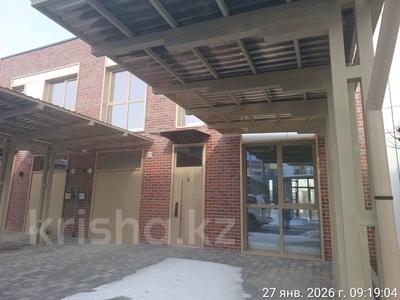 4-бөлмелі пәтер · 203.1 м², Талжанова 1А — Усенова 1/19, бағасы: 185 млн ₸ в Алматы, Наурызбайский р-н