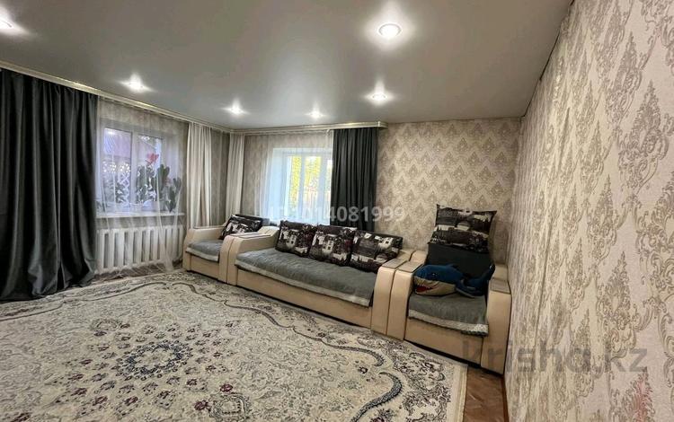Отдельный дом · 4 комнаты · 80 м² · 10 сот., Абая 39 — В центре за 9.7 млн ₸ в  — фото 2