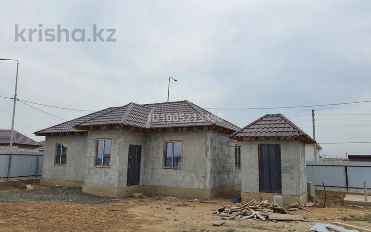 Отдельный дом · 2 комнаты · 72 м² · 9 сот., мкр Кокарна, 1-я ул 7А за 13 млн 〒 в Атырау — фото 2