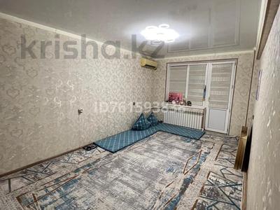 Продажа квартир в Атырауской обл.: 1-комнатная квартира · 32.6 м² · 5/5 этаж, Мкр. Привокзальный-5 14 за 11 млн 〒 1-комнатная квартира · 32.6 м² · 5/5 этаж, Мкр. Привокзальный-5 14 за 11 млн 〒 в Атырау, мкр Привокзальный-5