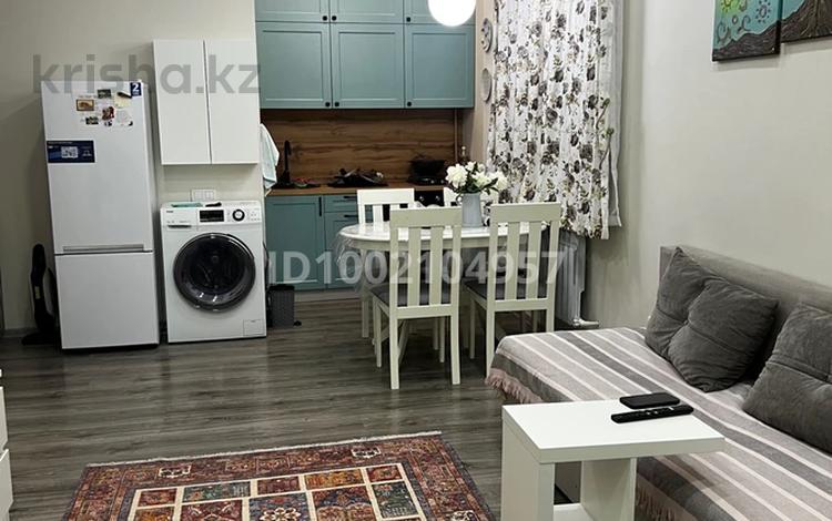 2-комнатная квартира · 42 м² · 6/6 этаж, мкр Казахфильм за 280 000 ₸ в Алматы, Бостандыкский р-н — фото 2
