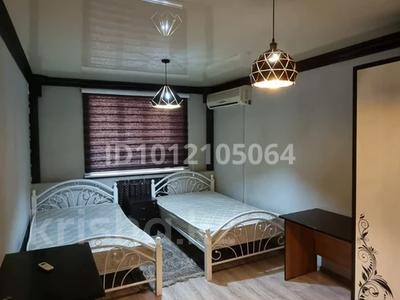 3-бөлмелі пәтер · 73 м² · 1/3 қабат, ул. Маметовой 63, бағасы: 350 000 ₸ в Алматы, Алмалинский р-н
