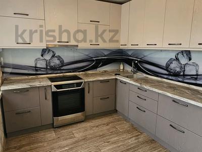 3-комнатная квартира · 84 м² · 4/5 этаж, Назарбаева 79/2 за 22.9 млн 〒 в Усть-Каменогорске