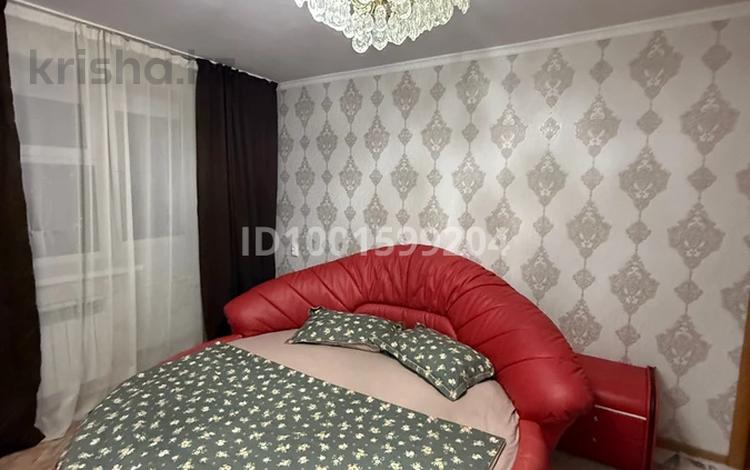 1-комнатная квартира · 60 м² · 7/10 этаж, мкр 11 110 за 10 000 〒 в Актобе — фото 2