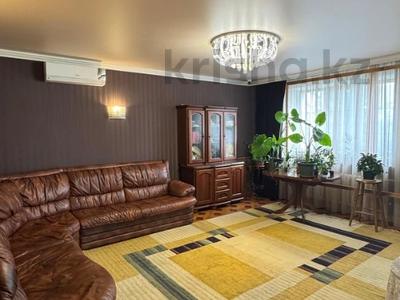 Жеке үй · 8 бөлме · 350 м² · 43 жүзд., Алмат - Самырата, бағасы: 175 млн ₸ в Актобе