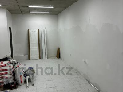 Еркін, кеңселер, дүкендер мен бутиктер, сұлулық салондары, монша, қонақ үй және демалыс орындары, медорталықтар мен дәріханалар, білім орталықтары, ойын-сауық · 39 м², бағасы: 21.5 млн ₸ в Алматы, Наурызбайский р-н