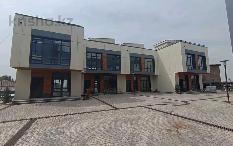 4-бөлмелі пәтер · 307 м², мкр Нурлытау (Энергетик) 62 — Нурлытау, бағасы: 245.6 млн ₸ в Алматы, Бостандыкский р-н — фото 2