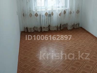 3-бөлмелі пәтер · 62 м² · 1/5 қабат, Майкудук, Майкудук, 14й микрорайон 40, бағасы: 10 млн 〒 в Караганде, Алихана Бокейханова р-н