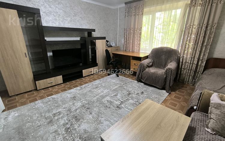 1-бөлмелі пәтер · 42 м² · 1/5 қабат, Гүлдер 3 ш/а., Мкр Юго-Восток, мкр Гульдер 1 6 — Возле магазина Норма, бағасы: 200 000 ₸ в Караганде, Казыбек би р-н — фото 27