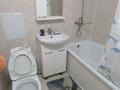1-комнатная квартира · 50 м² · 2/5 этаж, Абая 15 — Возле драма театр за 10 000 ₸ в Атырау — фото 4