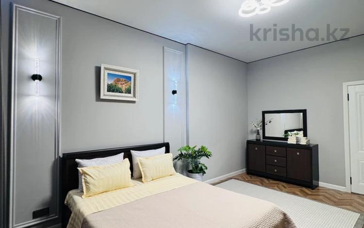 1-комнатная квартира · 52 м² · 16/16 этаж, мкр Акжайык, Сырым батыра 99/3 — Сырым батыра за 2 500 ₸ в Шымкенте, Абайский р-н — фото 2