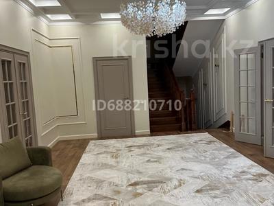 Жеке үй • 8 бөлмелер • 500 м² • 10 сот., мкр &quot;Шыгыс 1&quot;, бағасы: 250 млн 〒 в Актау, мкр "Шыгыс 1"