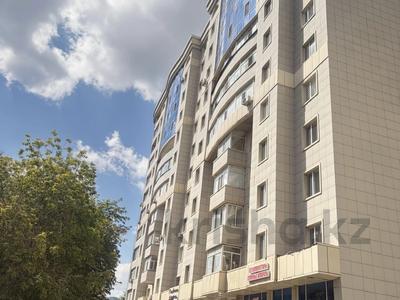 4-бөлмелі пәтер · 145 м² · 2/13 қабат, Сембинова 7, бағасы: 56 млн ₸ в Астане, р-н Байконур