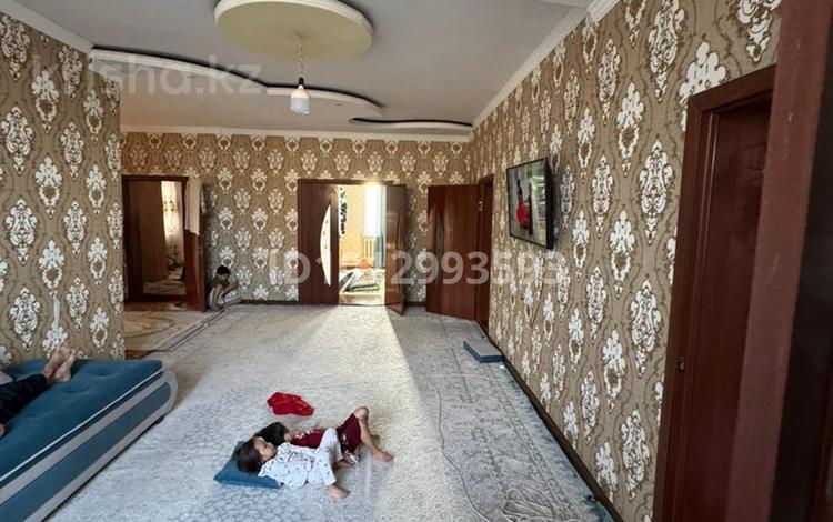 Жеке үй · 4 бөлме · 210 м² · 10 сот., мкр Ынтымак-2, Жилой массив Кошкар ата 185, бағасы: 40 млн ₸ в Шымкенте, Абайский р-н — фото 2