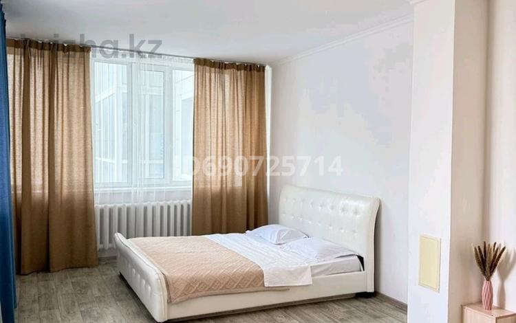 1-комнатная квартира · 100 м² · 5/13 этаж, Алматы 13 — Мангилик ел 17 за 8 000 ₸ в Астане, Есильский р-н — фото 12
