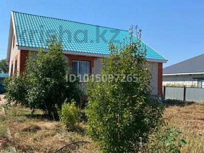 Жеке үй · 4 бөлме · 180 м² · 10 жүзд., Кеменгер 33 33 — Центральная улица, бағасы: 33 млн ₸ в Актобе