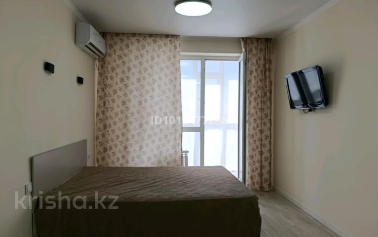 1-комнатная квартира · 33 м² · 10/10 этаж, мкр Шугыла за 180 000 ₸ в Алматы, Наурызбайский р-н — фото 2