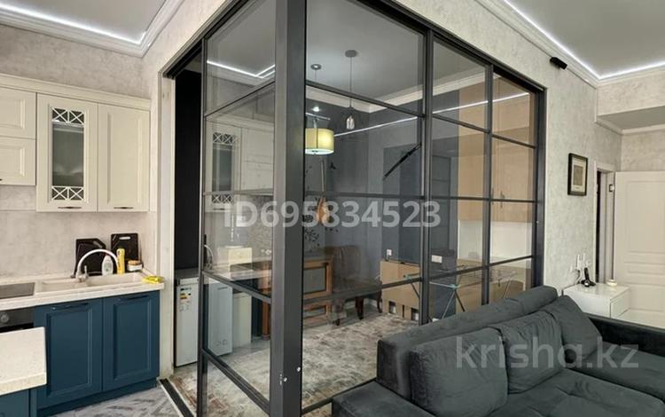 3-комнатная квартира · 100 м² · 8/12 этаж, 16-й мкр , 16 мкрн 49 за 38 млн 〒 в Актау — фото 2
