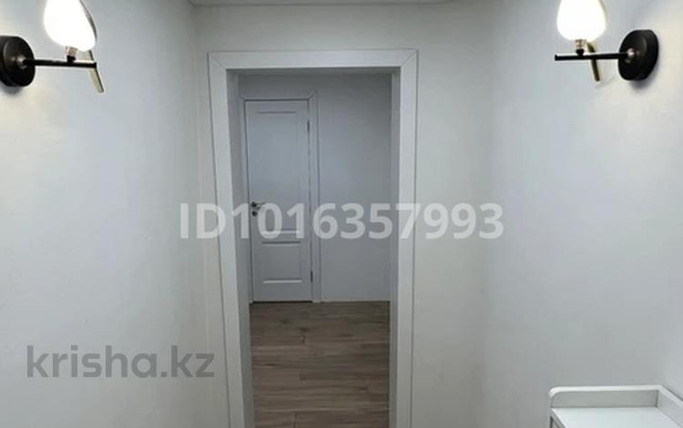 3-комнатная квартира · 82 м² · 2/5 этаж, Энергетиков 56 за 37 млн ₸ в Экибастузе — фото 2
