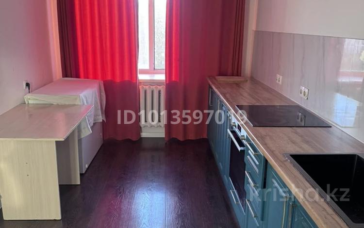 3-бөлмелі пәтер · 69.8 м² · 10/10 қабат, Ш.Қосшығұлұлы 19 — Рыскелді қажы мешіті, бағасы: 35 млн ₸ в Астане — фото 4