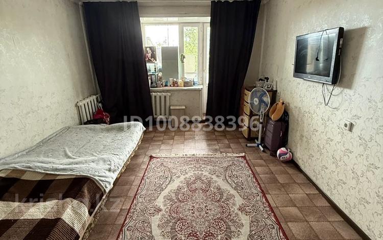 2-бөлмелі пәтер · 56 м² · 2/9 қабат, Первомайская 79, бағасы: 150 000 ₸ в Семее — фото 2