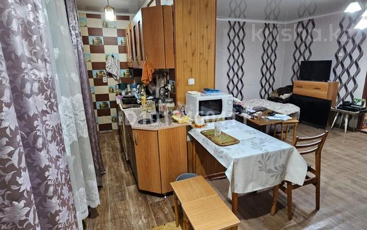2-комнатная квартира · 46 м² · 1/2 этаж, Пришахтинск, Кемеровская за 11.5 млн ₸ в Караганде, Алихана Бокейханова р-н — фото 2