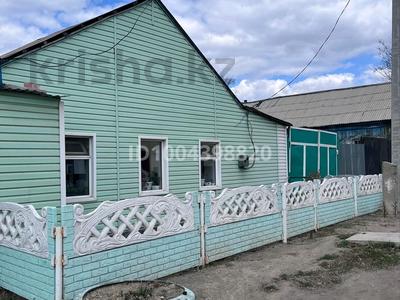 Отдельный дом · 5 комнат · 100 м² · 6 сот., Михаэлиса 48 — Возле 33 школы за 15 млн 〒 в Семее