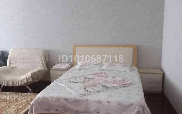 1-комнатная квартира · 54 м² · 4/12 этаж, Мкр. Жетысу-3 55 за 13 500 ₸ в Алматы, Ауэзовский р-н — фото 2
