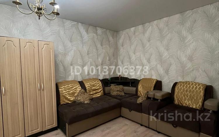 1-бөлмелі пәтер · 41 м² · 2/2 қабат, Чайковского 4, бағасы: 150 000 ₸ в Семее — фото 2